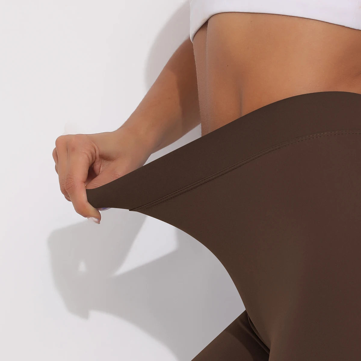 Women's Sexy Stretch Yoga Shorts With Hip Lifting And Abdominal Tightening Tight Fitness Wearing Running Pants Externally