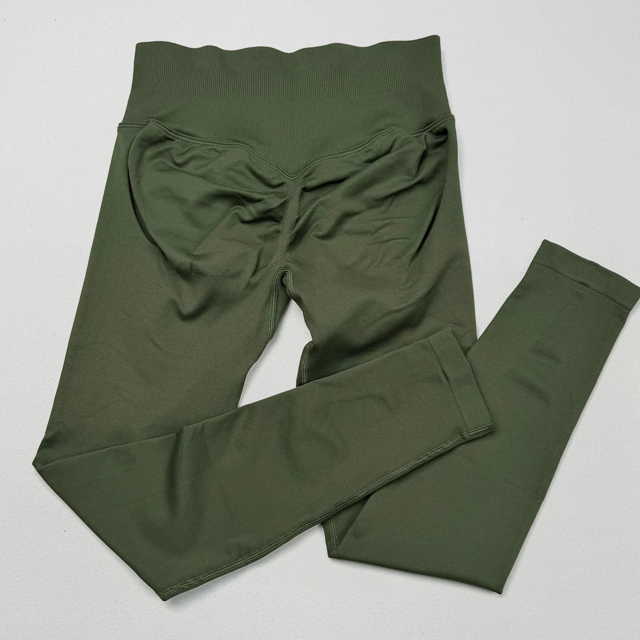 VEQKING Dames Yoga Legging - Scrunch Butt Naadloos - Hoge Taille Sportlegging Army Green